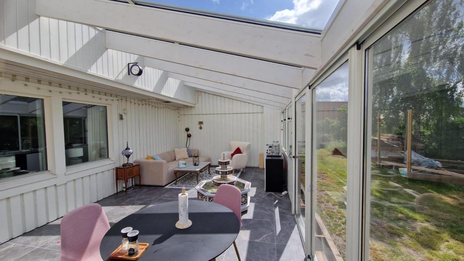 Bla Rummet - Rum Naera Bad Och Centrum - Saengklaeder & Handdukar Ingar Färjestaden Exterior foto